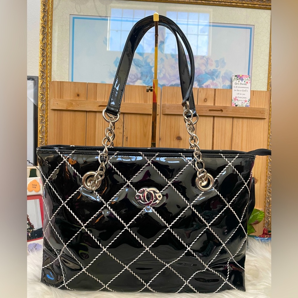 💜S & L Korean Fashion Handbag in Patent Leather